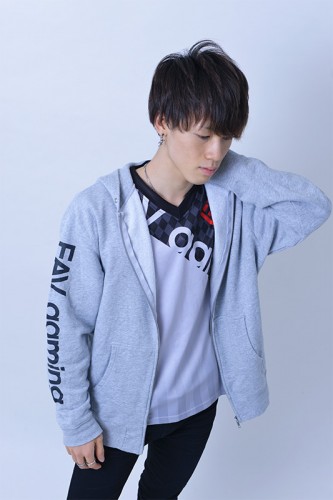 FAV gamingチームパーカー LLサイズ LLサイズ