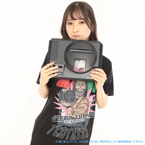 【再販】異世界おじさん x メガドライブ Tシャツ (黒)カラー：ブラック 　 XLサイズ　※4月中旬出荷 XLサイズ