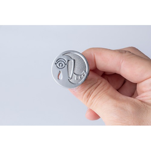 【RAIDOU Remastered: 超力兵団奇譚】 ピンバッジ葛葉（くずのは）の鍔※2025年11月中旬以降出荷分