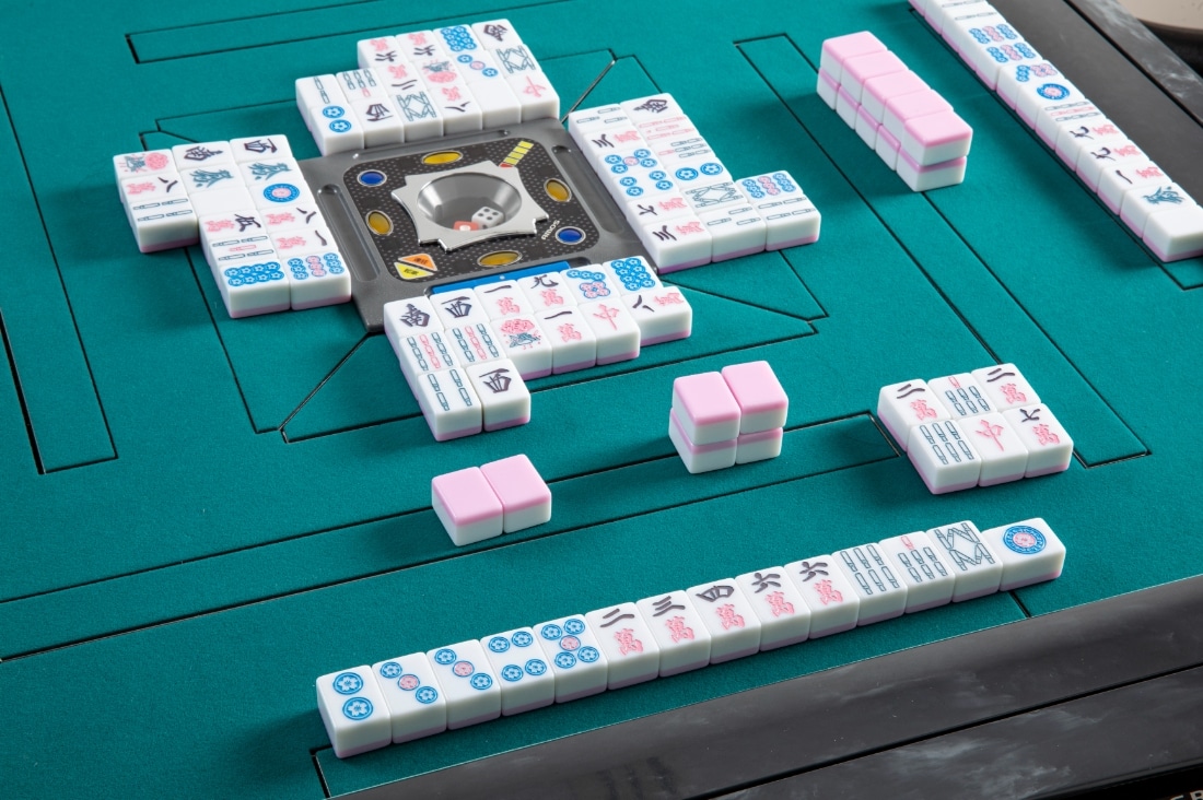 【堀慎吾監修】サクラナイツ オリジナル麻雀牌『サクラ牌』