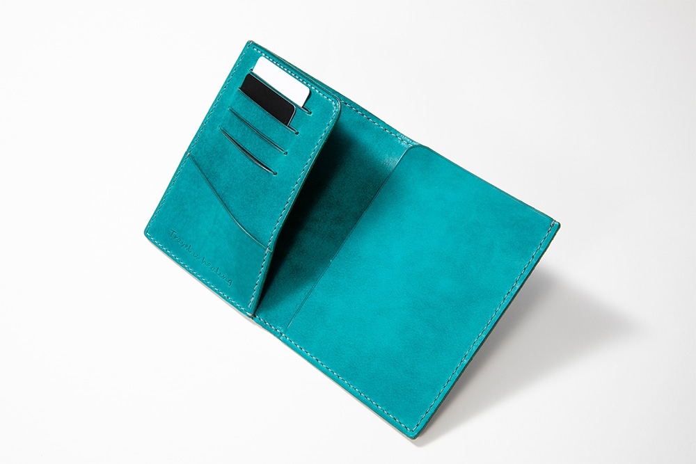 宮増侑嬉チケットもスマートに収まるパスポートケース