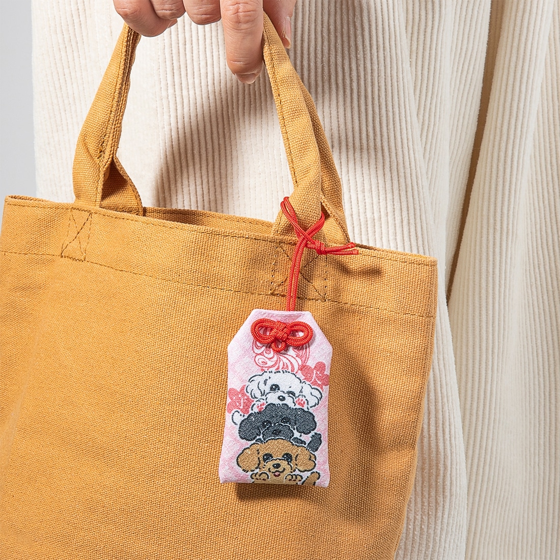 ドベとノラ　御守り トイプードルとチワワ