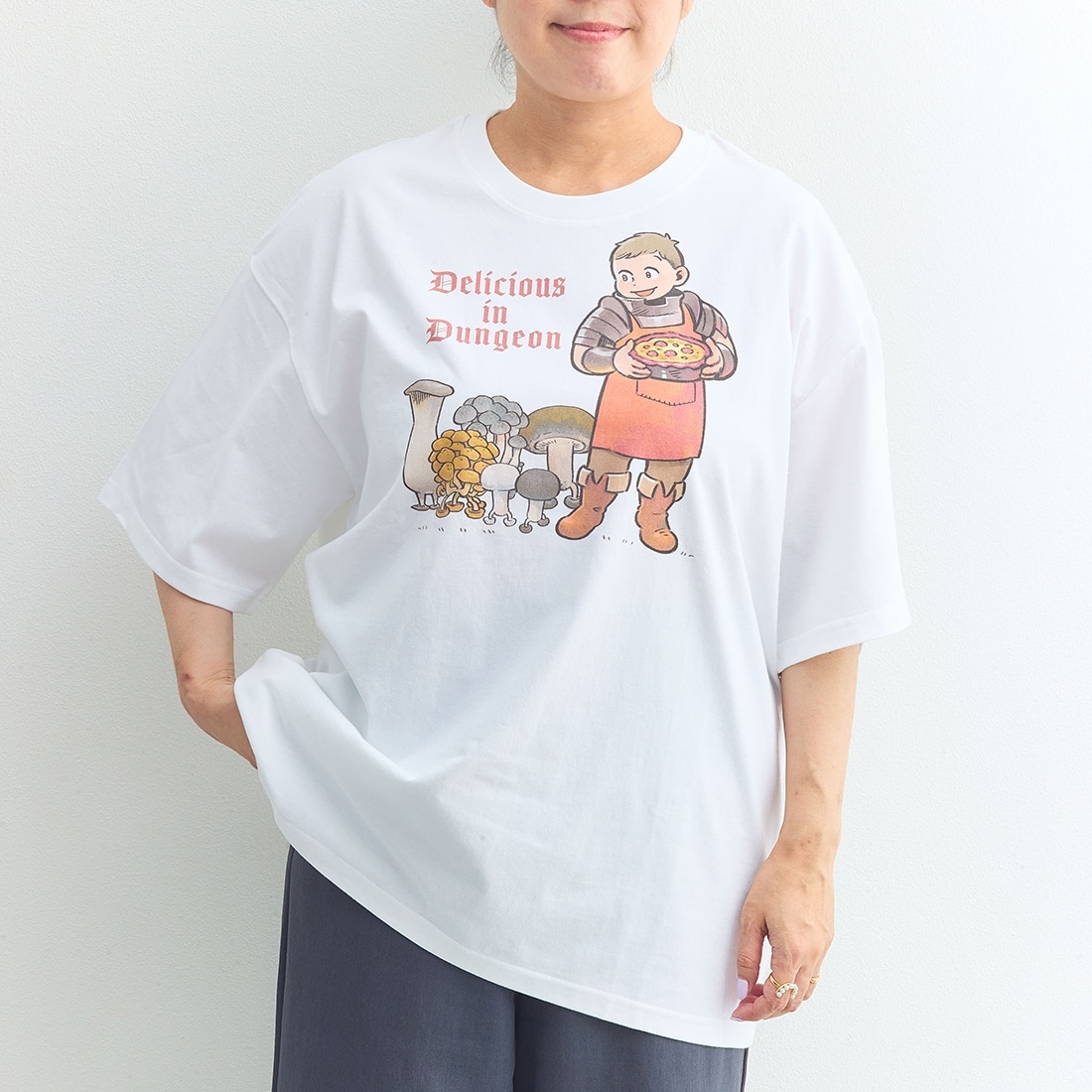 【二次受注】「公式レシピブック おうちで作れるダンジョン飯」九井諒子描き下ろし　Tシャツ（ライオス）