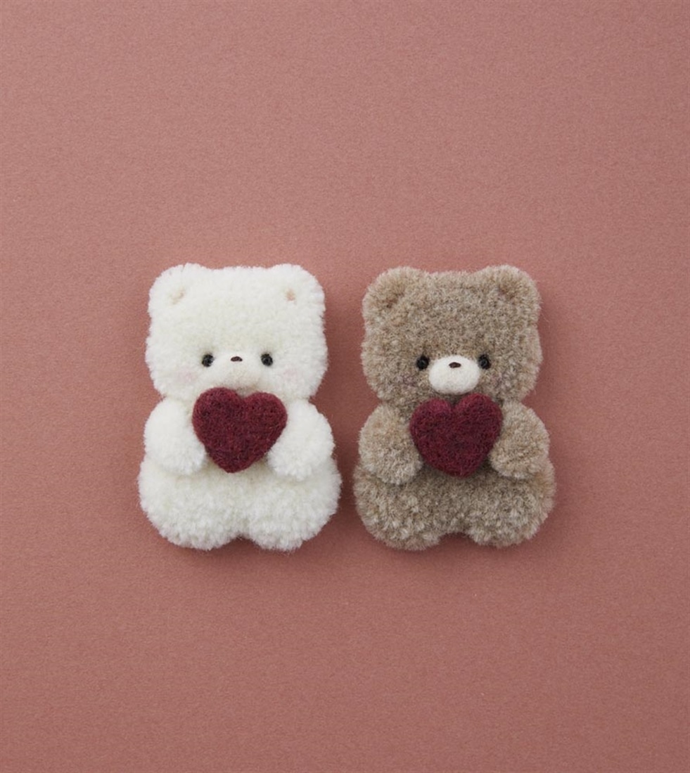 はじめてでも「かわいい」がつくれる！ パンチニードルでつくるもこもこファンシーなどうぶつたち
