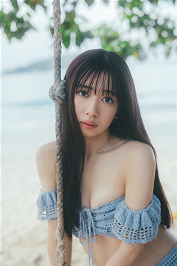 真山りか（私立恵比寿中学）写真集