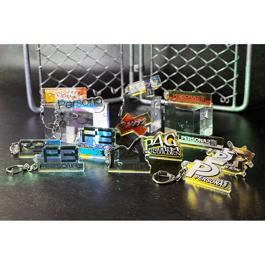 P30th タイトルロゴ アクリルキーホルダー（単品） 単品