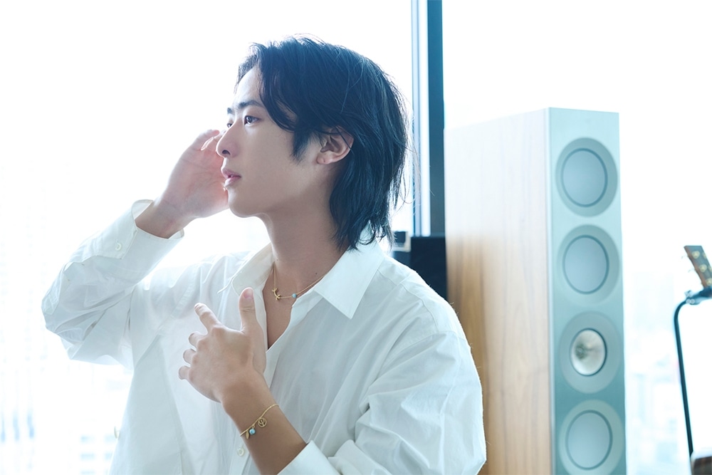 イケメン気功師シュン　Ψ×ラリマー　18Kゴールドネックレス（特典：オフショットポートレイトチェキ、限定映像URL付き）