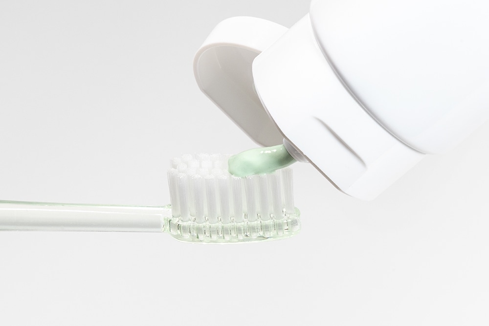 まさよ　お口よろこぶ　女神の艶美　歯みがき