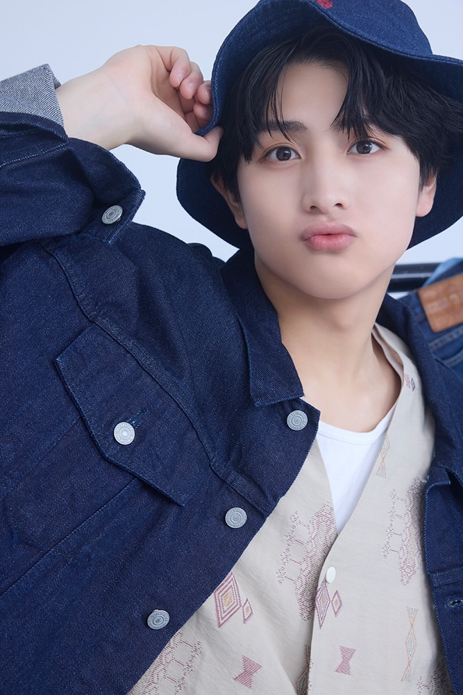 柏木悠 1st 写真集 19 → 20　特別版