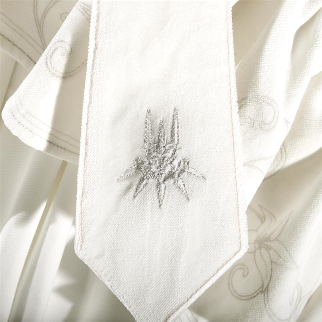 NieR:Automata Ver1.1a 2B アイコニック スカート ヴァーチュアス ホワイト Mサイズ スカート ホワイト M