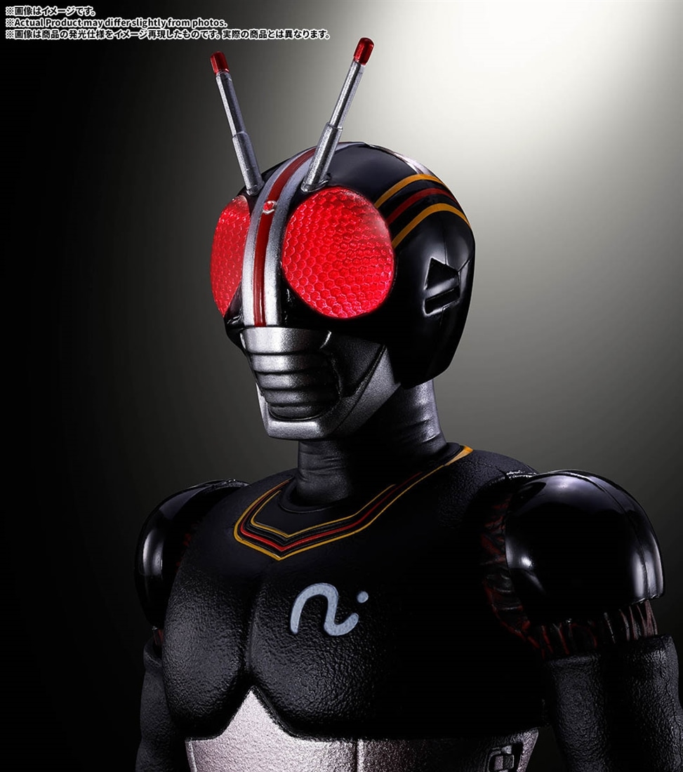 仮面ライダーBLACK S.H.Figuarts（真骨彫製法） キングストーンフラッシュエディション（初回限定台座付属）