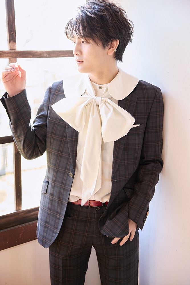 柏木悠 1st 写真集 19 → 20　特別版