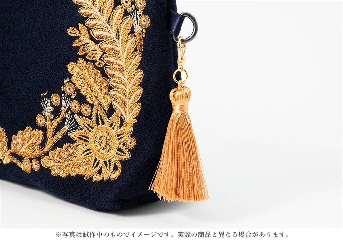 『死に戻りの魔法学校生活を、元恋人とプロローグから（※ただし好感度はゼロ）』襟刺繍ポーチ