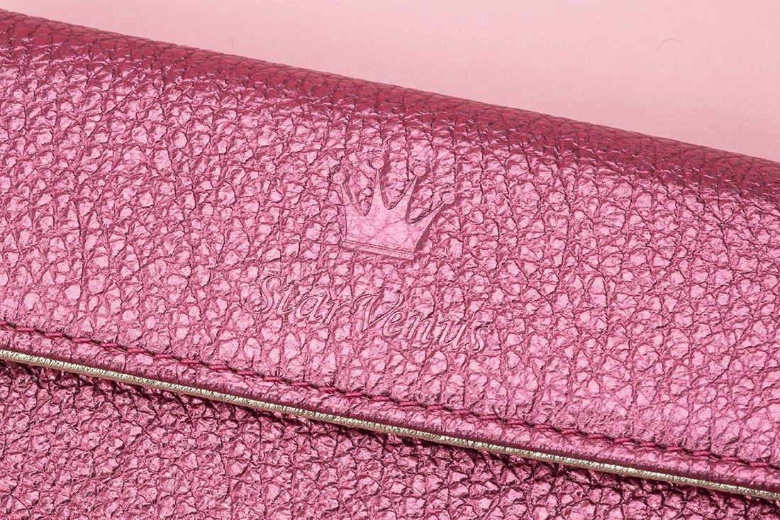 Amanda A mah　隕石チャーム付き New STAR magenta ウォレット