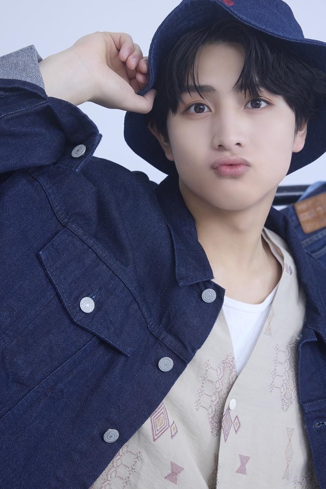 柏木悠 1st 写真集 19 → 20