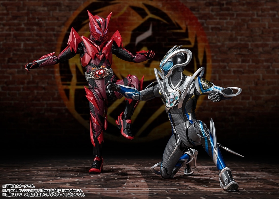 仮面ライダーマイス S.H.Figuarts 仮面ライダーマオウ