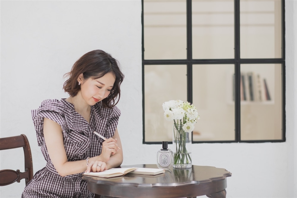 吉乃菜穂 溺愛手帳2023　 DEKIAI SCHEDULE BOOK 2023 ブラウン【送料込み】