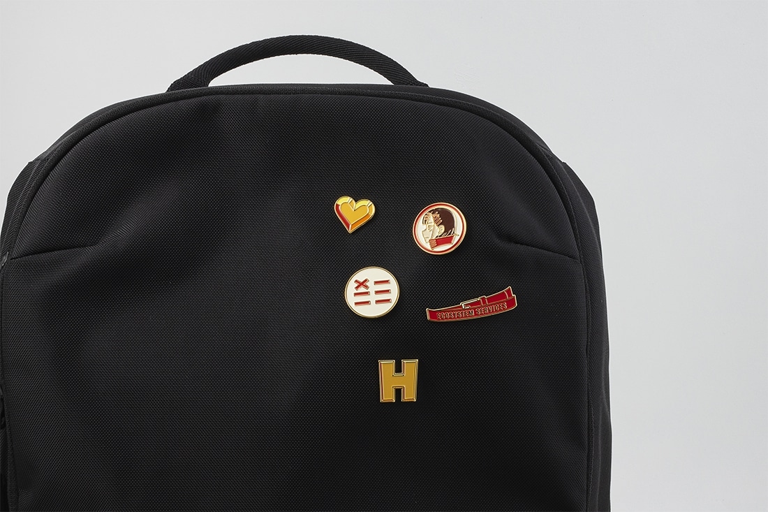 ヘアピンまみれ【出版記念】オリジナルピンバッジ　3個セット