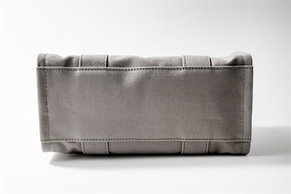 ワタナベ薫「MY LIFE IS MINE トートバッグ」<グレージュ>