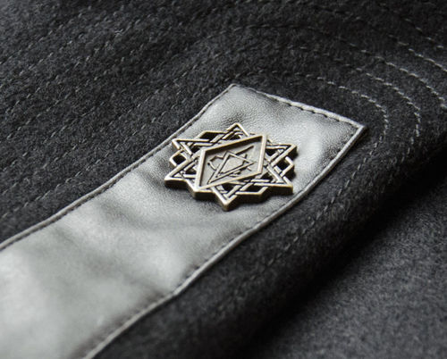 アサシン　クリード　ムービー　カラム　コートサイズ：M サイズ：M