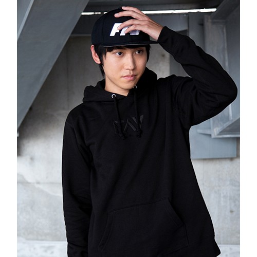 『FAV gaming』TRIMMED EMBROIDERY HOODIEM M