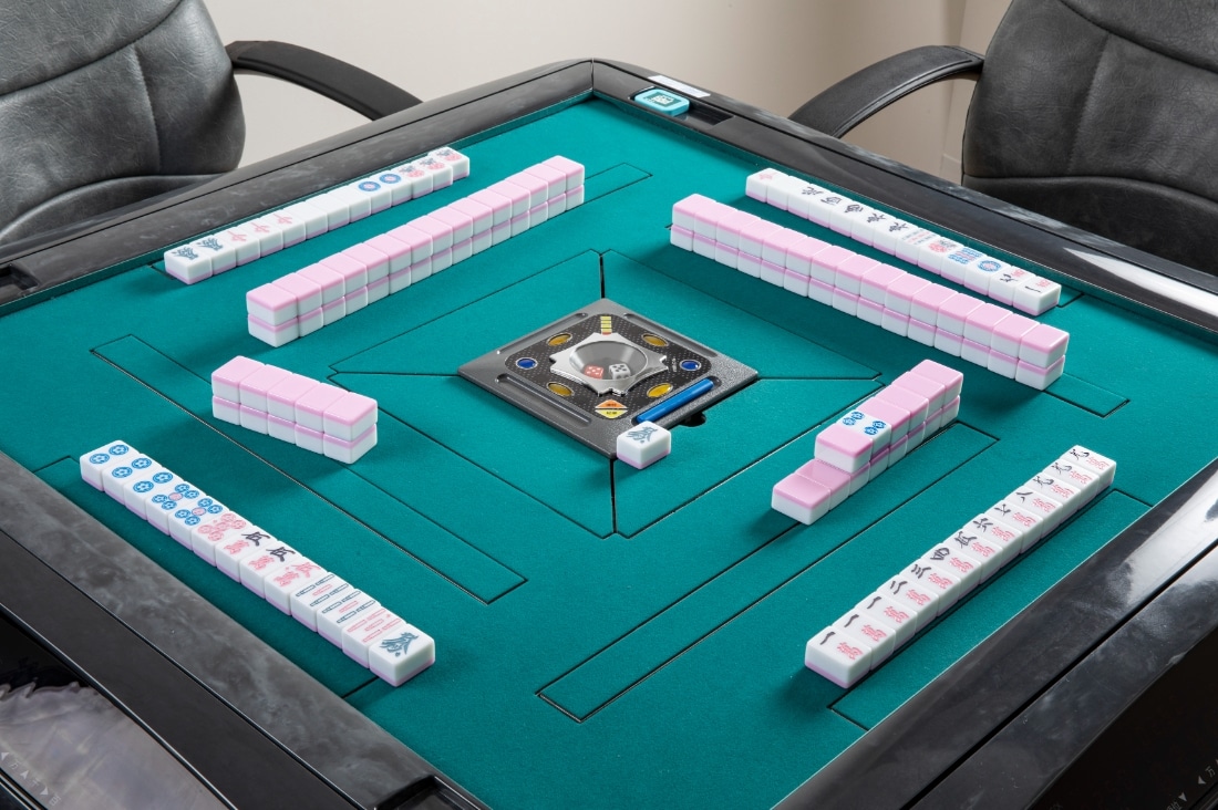 【堀慎吾監修】サクラナイツ オリジナル麻雀牌『サクラ牌』