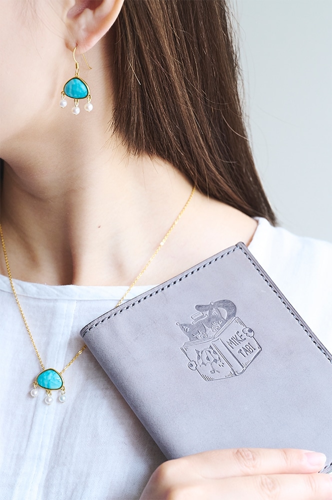 宮増侑嬉チケットもスマートに収まるパスポートケース