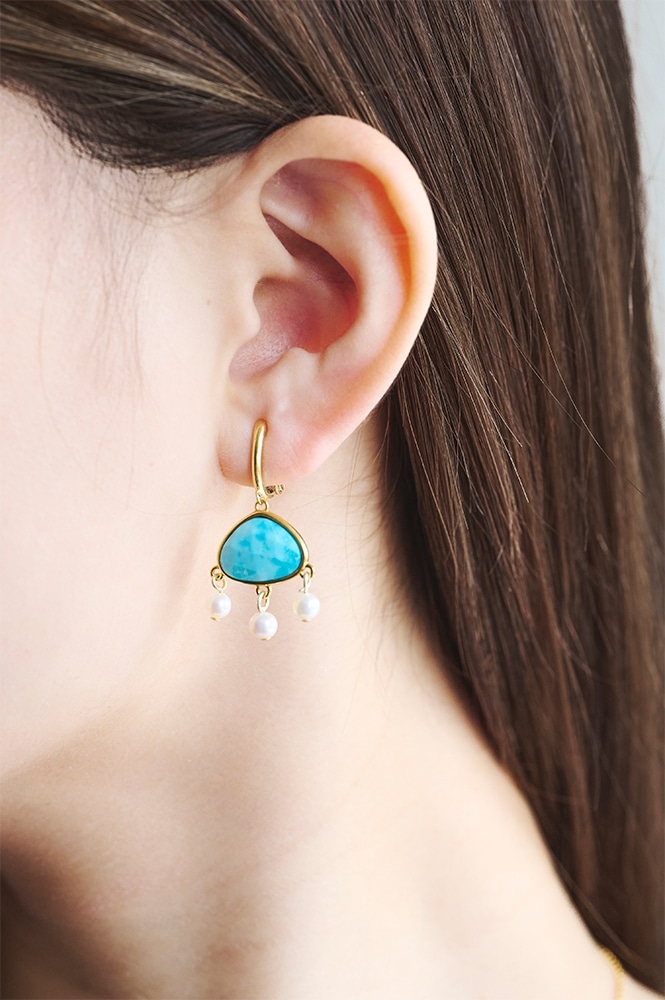 宮増侑嬉 旅するターコイズのイヤリング