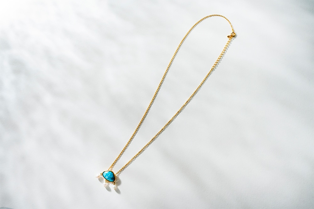 宮増侑嬉旅するターコイズのピアス&ネックレスセット