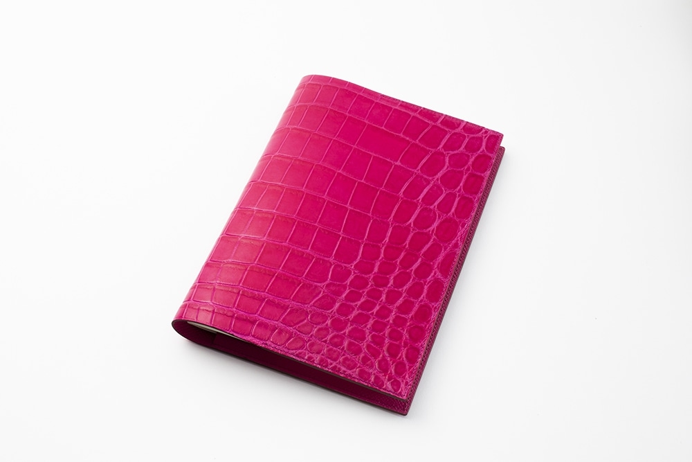 藤本さきこ　クロコダイル手帳カバー【ローズピンク×ピンク】