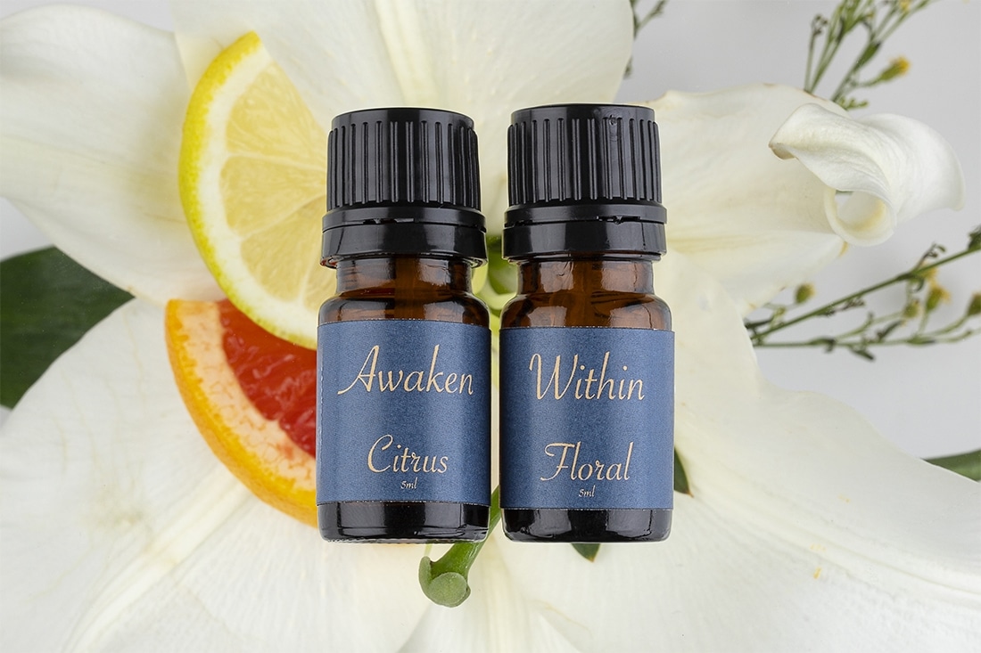 引き寄せを加速する！アロマグッズセット（オイル2種＋ディッシュ2枚組＋ストーン）＆サイン本（特典メッセージ動画付き）