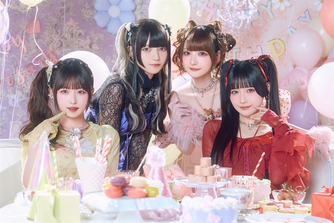 【推しメン版】きゅるりんってしてみて 5th Anniversary Photobook カワイイ・リアリズム（逃げ水あむver）