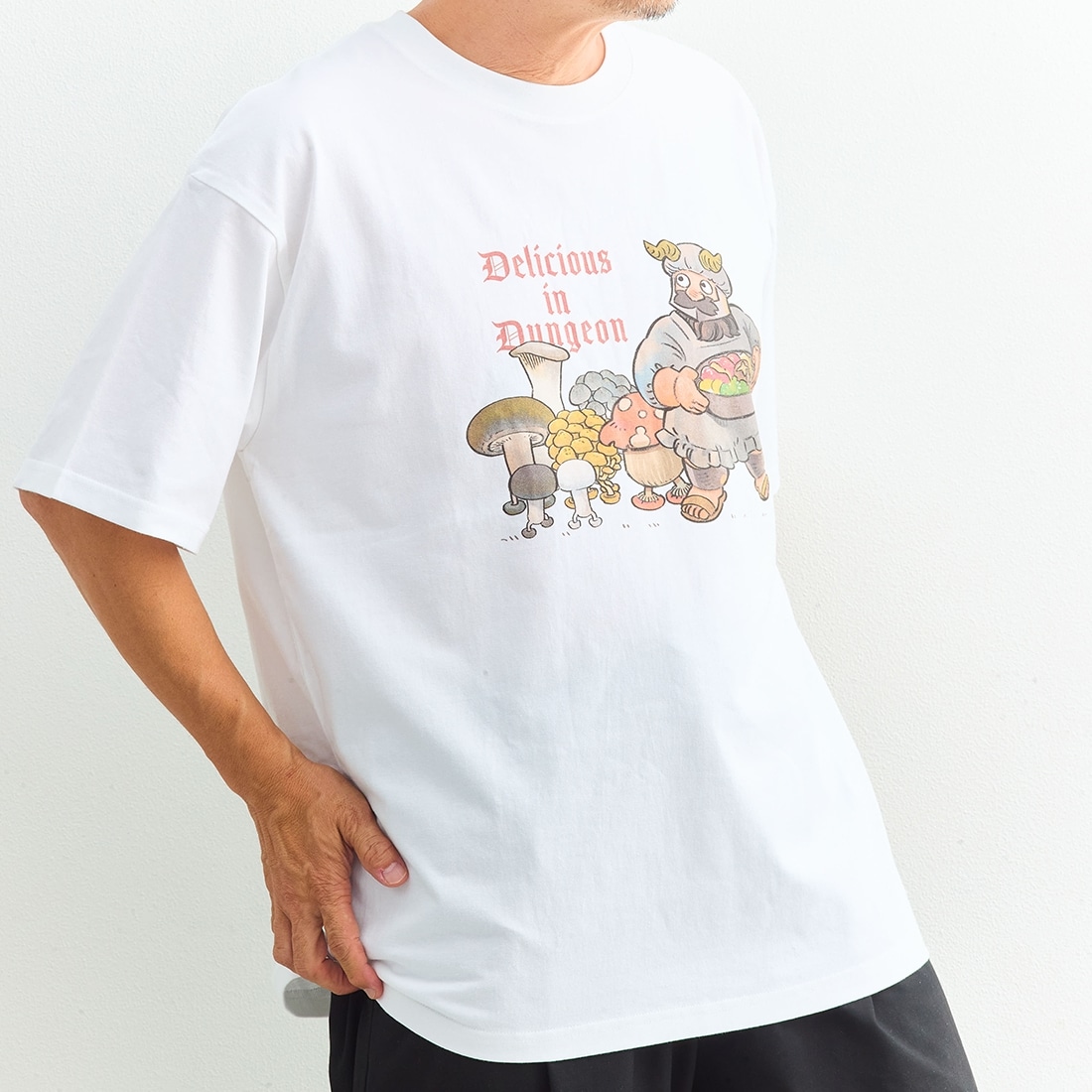 【二次受注】「公式レシピブック おうちで作れるダンジョン飯」九井諒子描き下ろし　Tシャツ（センシ）