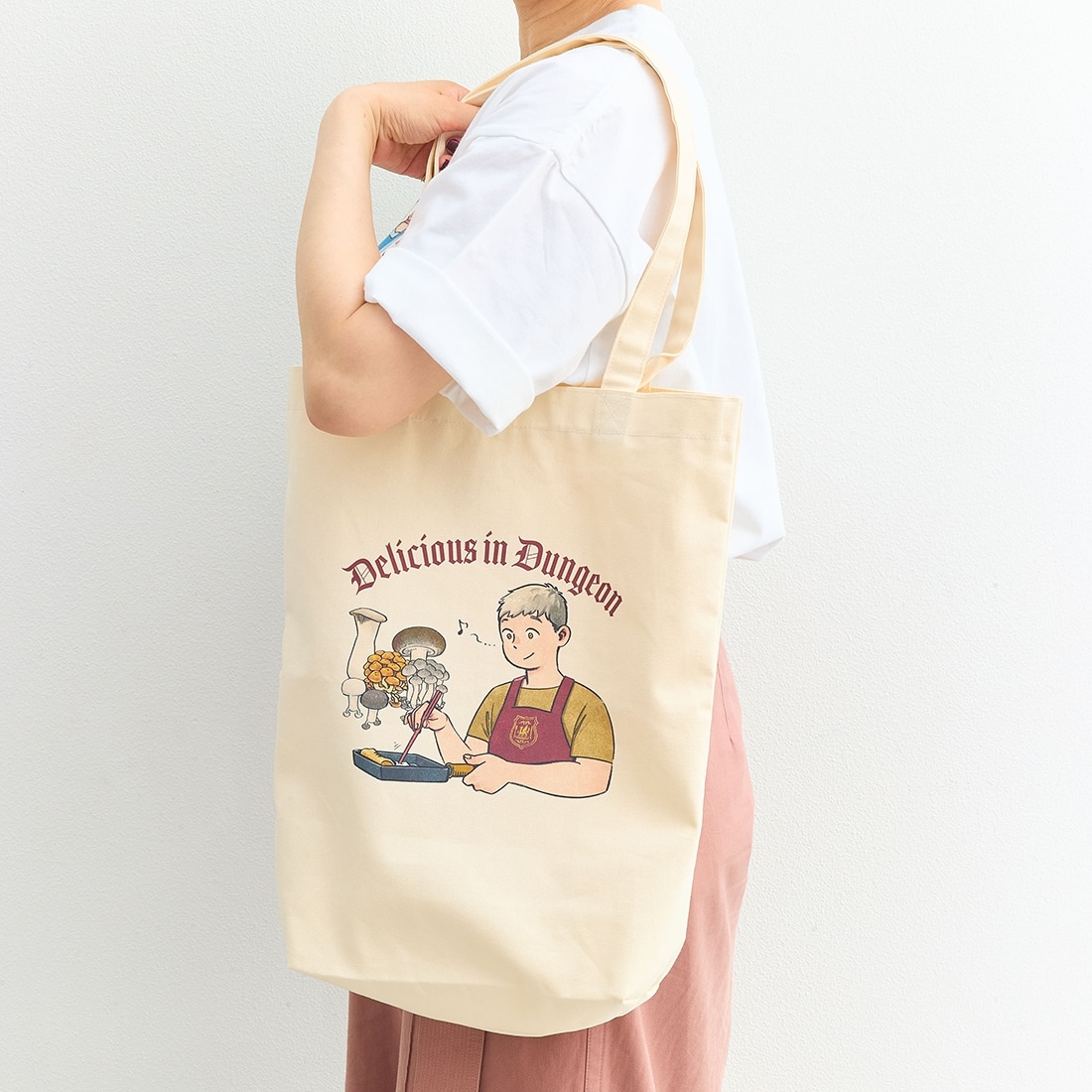 【二次受注】「公式レシピブック おうちで作れるダンジョン飯」九井諒子描き下ろし　トートバッグ