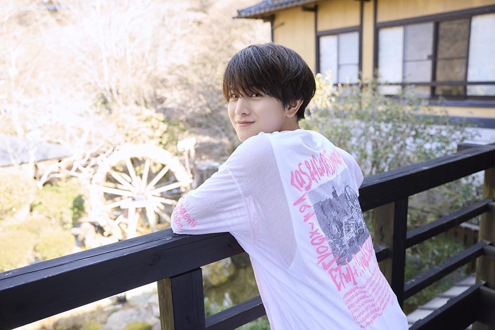 柏木悠 1st 写真集 19 → 20