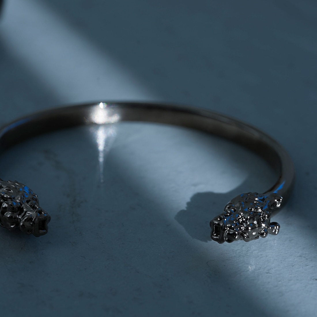 【龍が如く】OX JEWELRy Limited Silver Bangle for KIRYU KAZUMA ブラック ブラック