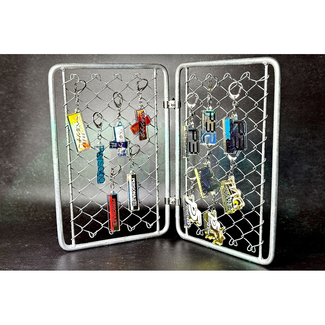 P30th タイトルロゴ アクリルキーホルダー（単品） 単品