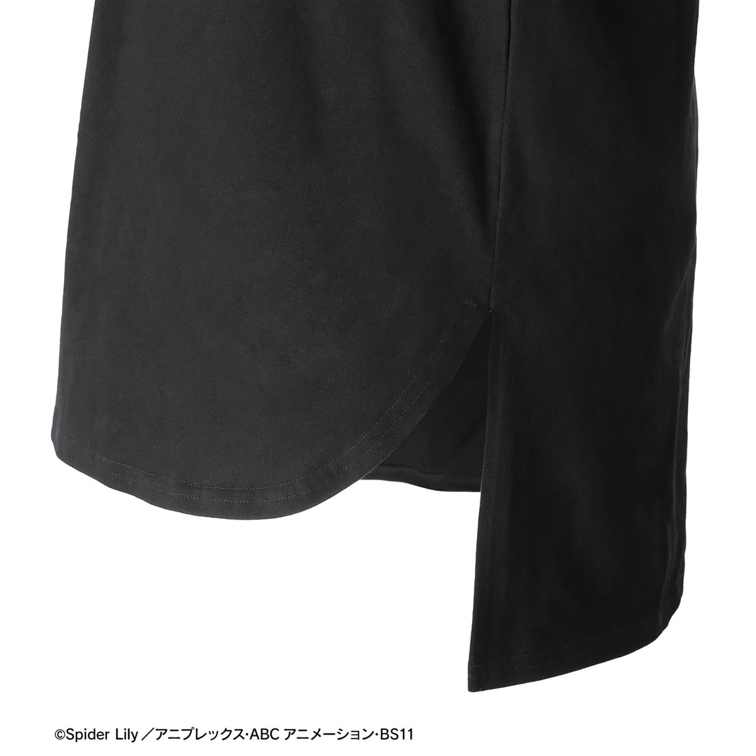 リコリス・リコイル shica-ke 井ノ上たきな Tシャツユニセックス L L