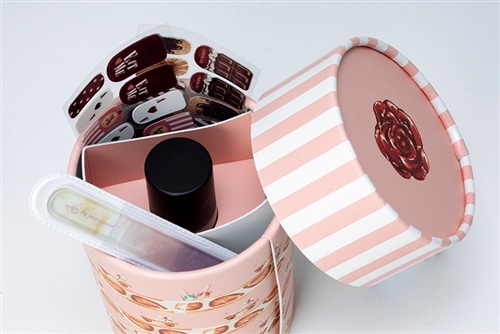 Spin 魔法のネイルシールBOXセット 「おかしな国の夢」