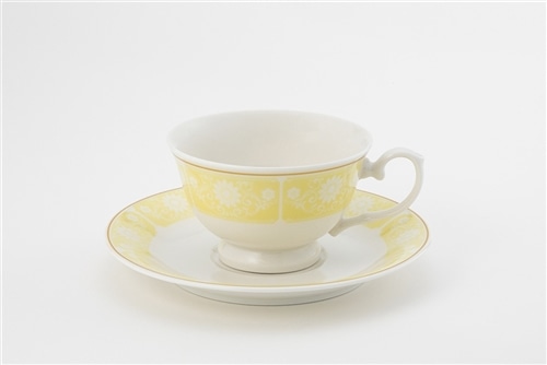 『二度目の異世界、少年だった彼は年上騎士になり溺愛してくる』　ルークとサラのペアカップ＆ソーサー