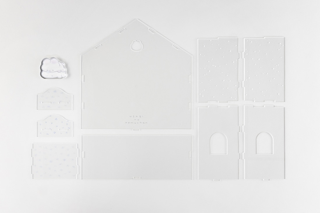 うさぎのねむちゃん　星降る夜の、とうめいなおうち　アクリルスタンドとぷくぷくシール、「星空を、きみと」クリアカードのセット