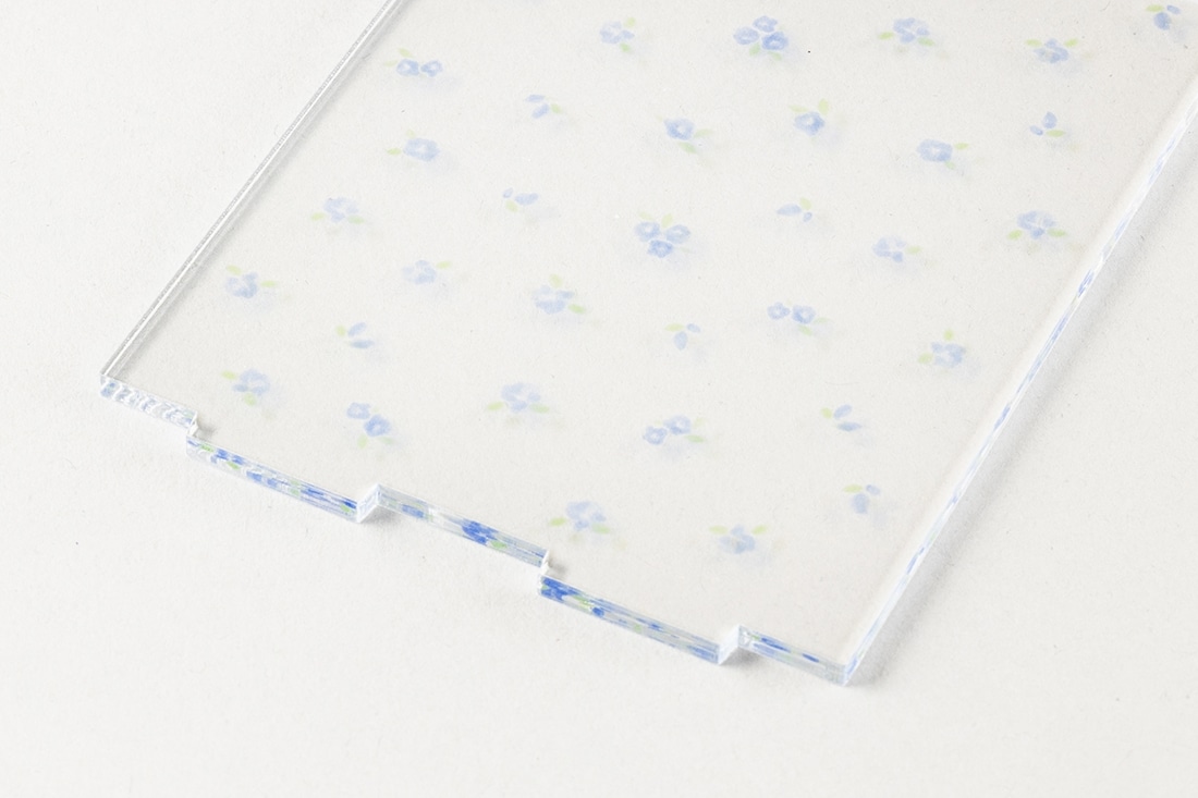 うさぎのねむちゃん　星降る夜の、とうめいなおうち　アクリルスタンドとぷくぷくシール、「星空を、きみと」クリアカードのセット