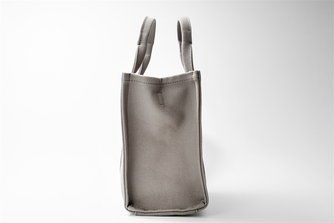 ワタナベ薫「MY LIFE IS MINE トートバッグ」<グレージュ>