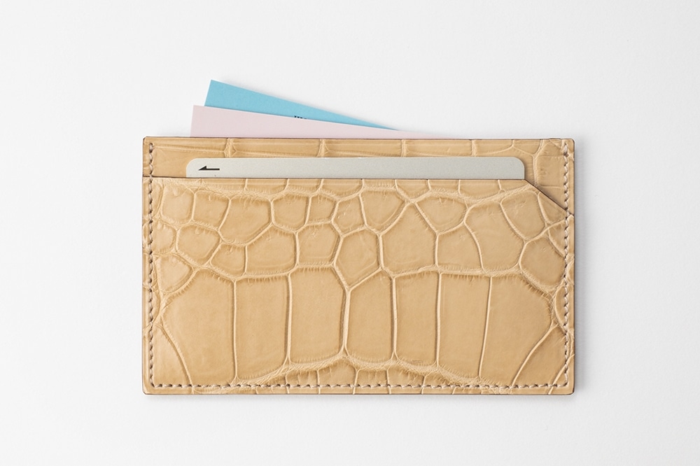 藤本さきこ　クロコダイルカードケース【ベージュ×ピンク】