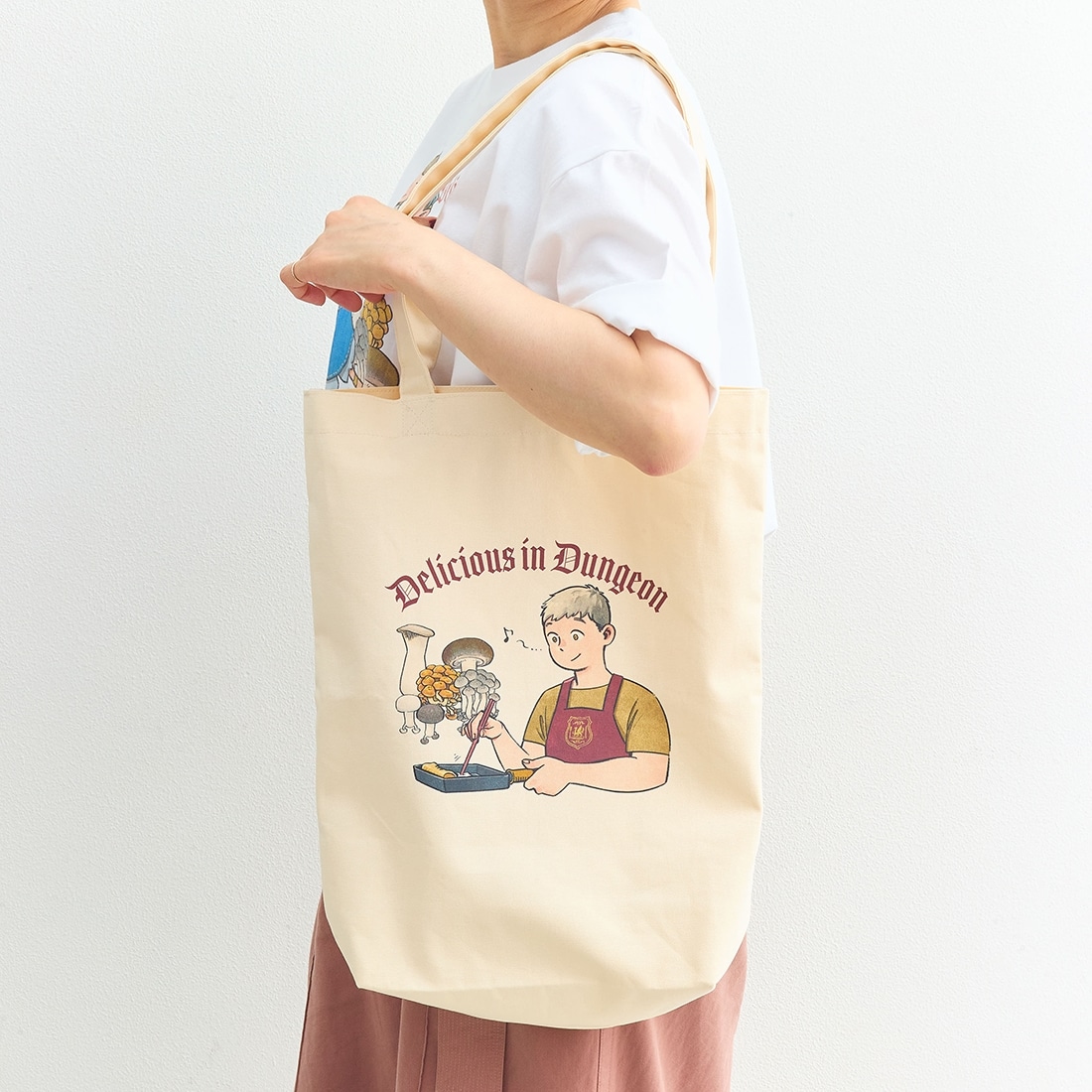 【二次受注】「公式レシピブック おうちで作れるダンジョン飯」九井諒子描き下ろし　トートバッグ