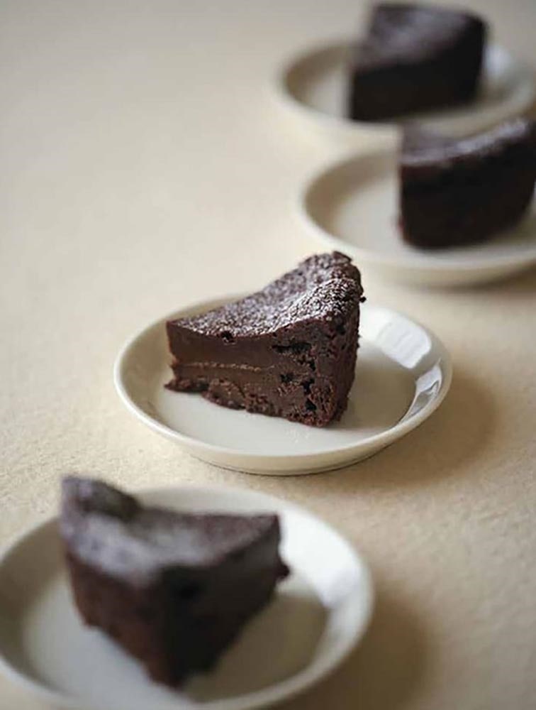 パティシエさんのはじめておやつ 型なし・材料3つから作れるプロの味