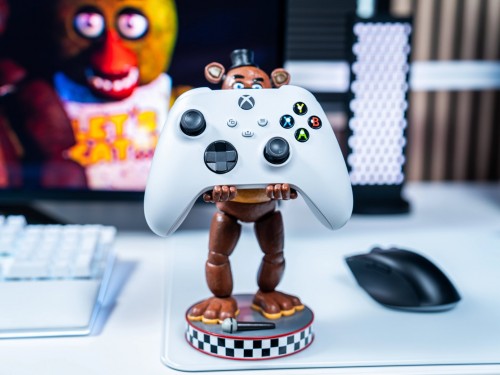 【Five Nights at Fredddy's】”フレディ” ケーブルガイズコントローラー＆スマホホルダー