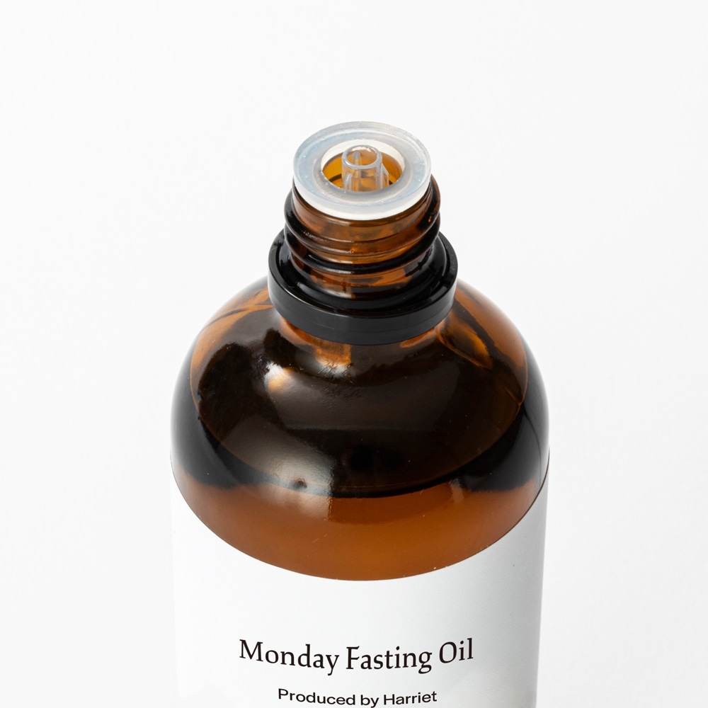 Monday Fasting  Oil Set produced by Harriet