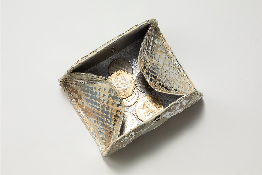 【数量限定】ハッピー.三姉妹　金運アップ巳守豆財布（みまもりまめざいふ）　ホワイトシルバー