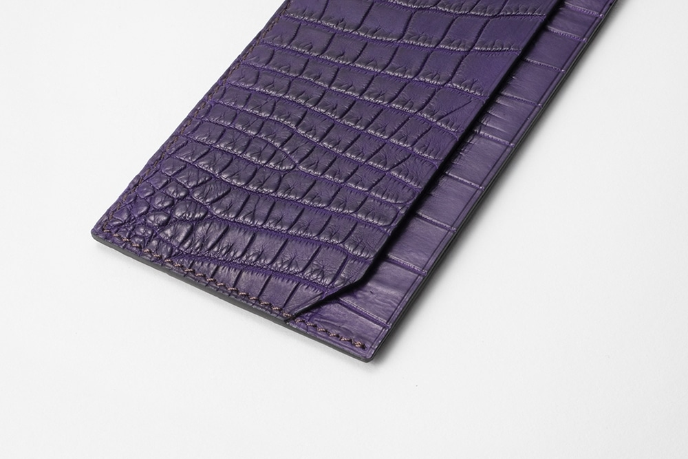 藤本さきこ　クロコダイルカードケース【オーベルジーヌ（紫）×グレージュ】